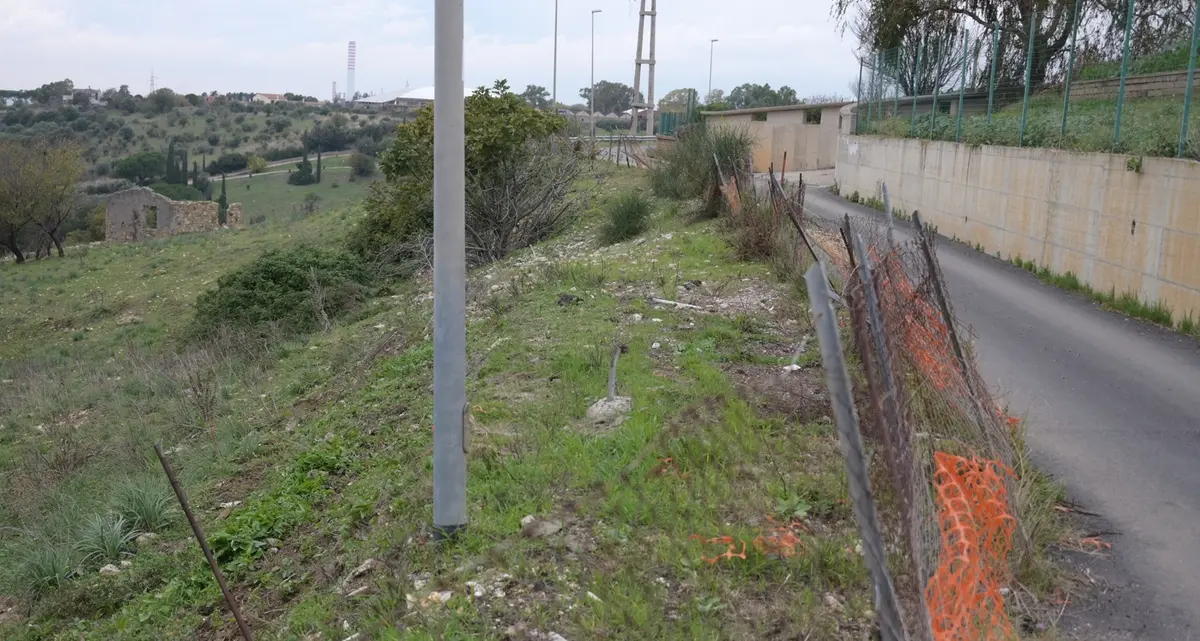 Molacce, via ai lavori per il muro di contenimento