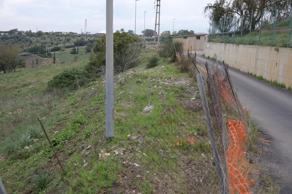 Molacce, via ai lavori per il muro di contenimento