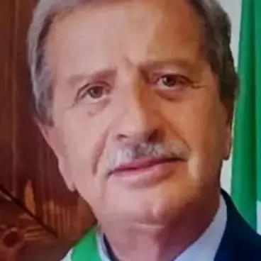 Si dimettono in 9, cade la giunta Tidei