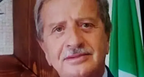 Si dimettono in 9, cade la giunta Tidei