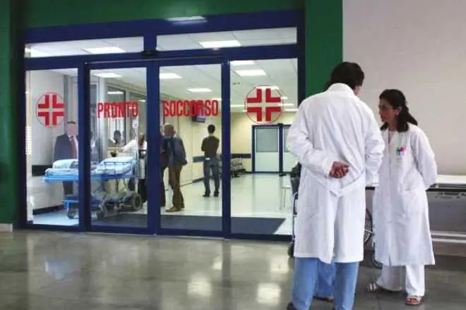 0WFHCGSMIE - 07261852 FOTO WEBSERVER - imggiugliarelli260705185218 - PRONTO SOCCORSO OSPEDALE PERUGIA - - Marco Giugliarelli , Marco Giugliarelli