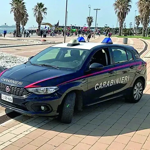 Alcol e botte: giallo a pochi passi dalla Marina