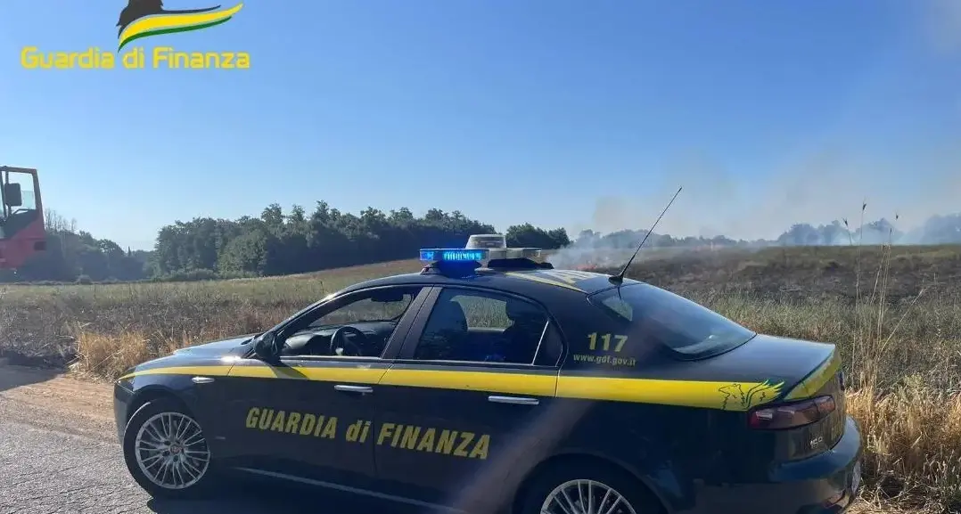 Cercano cocaina, trovano diamanti