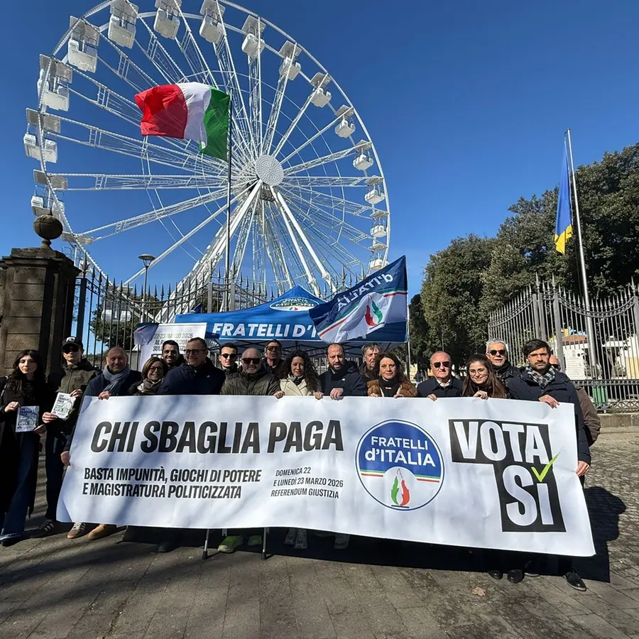 Sì al referendum sulla giustizia, grande affluenza al gazebo di Fratelli d’Italia