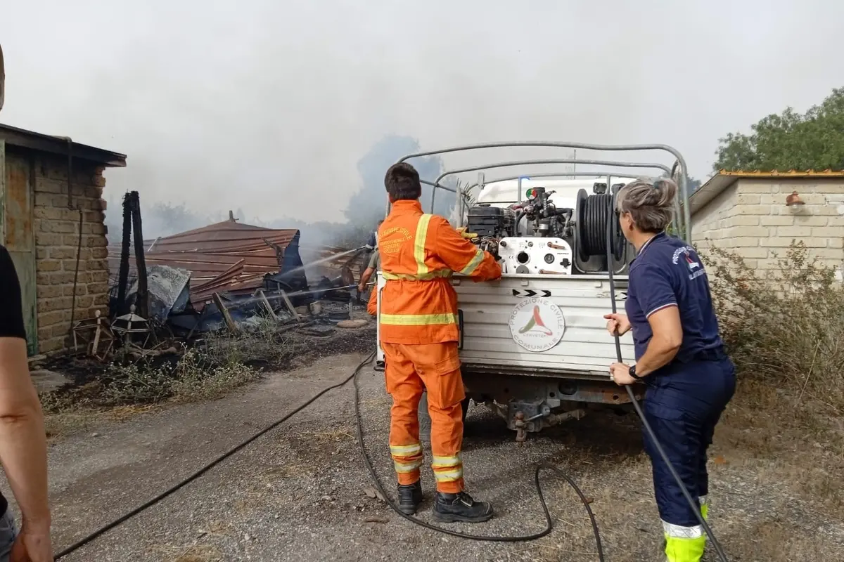 Sospesi a scuola, arruolati nella Protezione civile