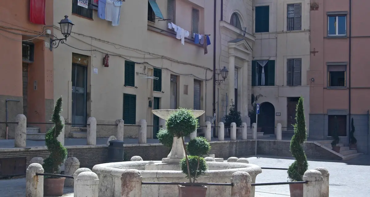 Un progetto per far rinascere piazza Leandra