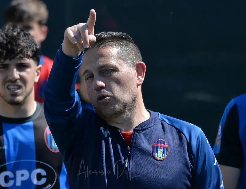 Il tecnico Raffaele Scudieri, esperienza finita per lui (Foto Alessio De Luca)