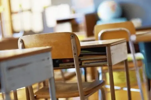 Istituti comprensivi: in corso la consegna dei nuovi arredi