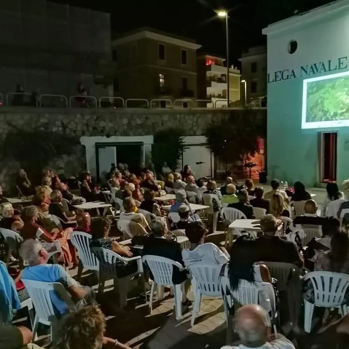 Opinioni di un Clown alla Lega Navale