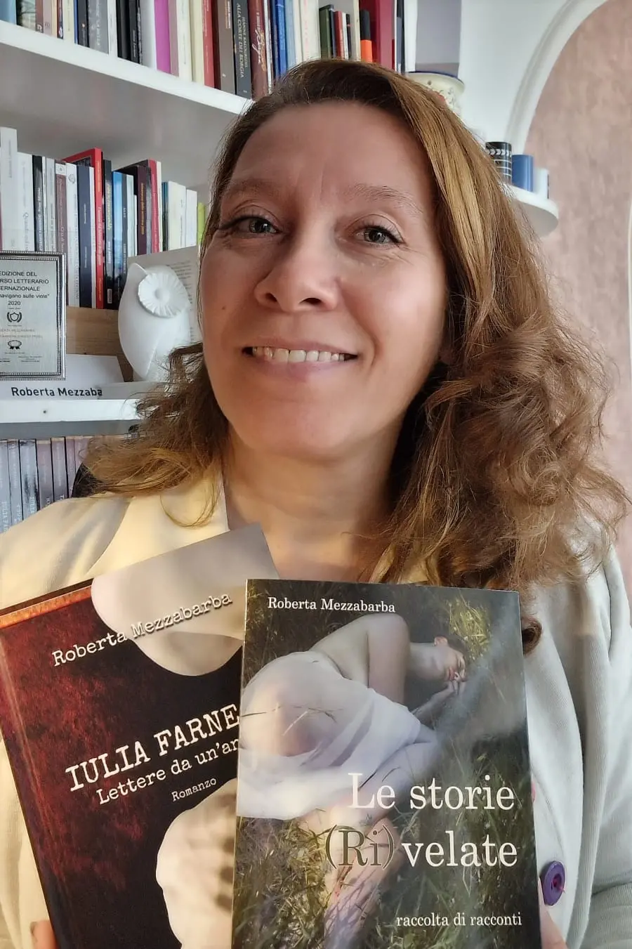 Roberta Mezzabarba trionfa al premio letterario “Città di Cologna Spiaggia”