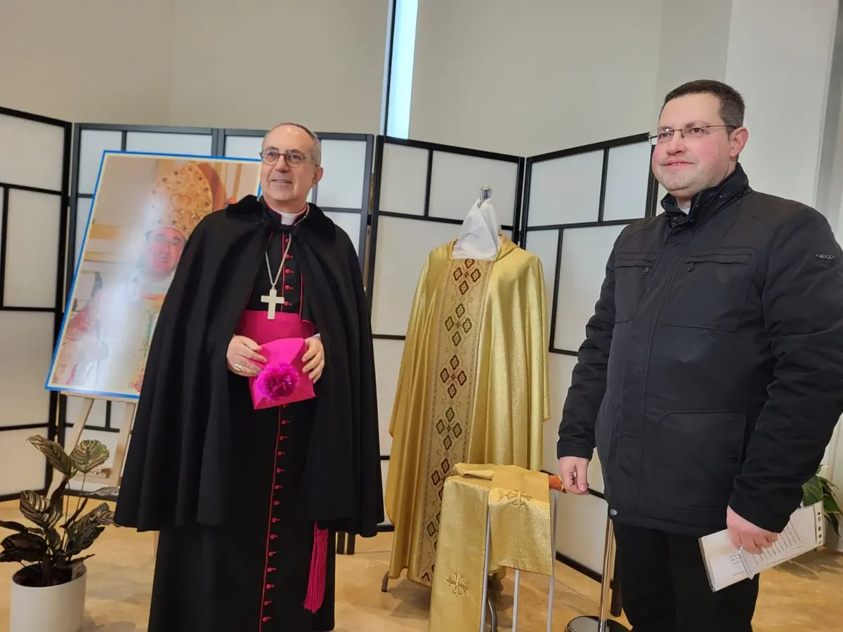 Inaugurazione statua vescovo Carlo Chenis San Liborio