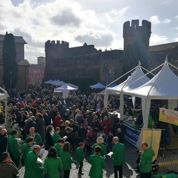 Un calcio alla crisi: torna la Festa dell’Olio Nuovo