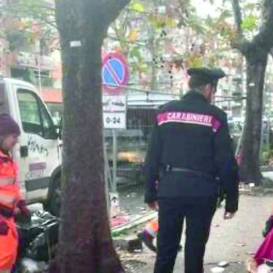 Smantellato mercatino abusivo