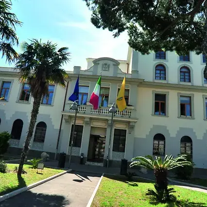 Civitavecchia approva il nuovo contratto OEPAC: più ore, maggiore flessibilità e servizi ampliati per l’inclusione scolastica