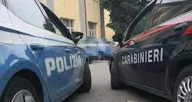 Auto incendiate: raffica di arresti
