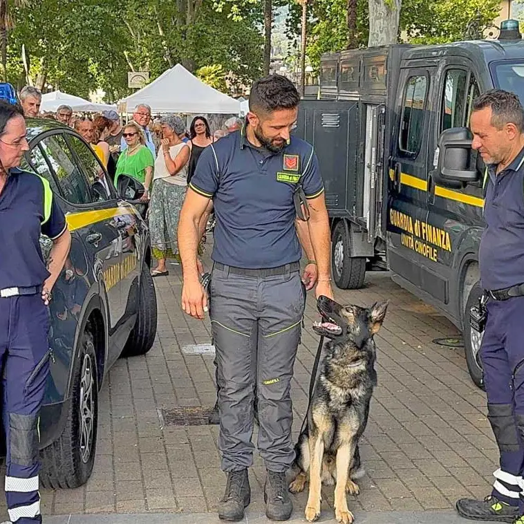 Festa delle ortensie, grande successo per i finanzieri