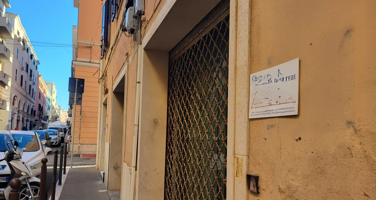 Commercio in crisi e senza strategie