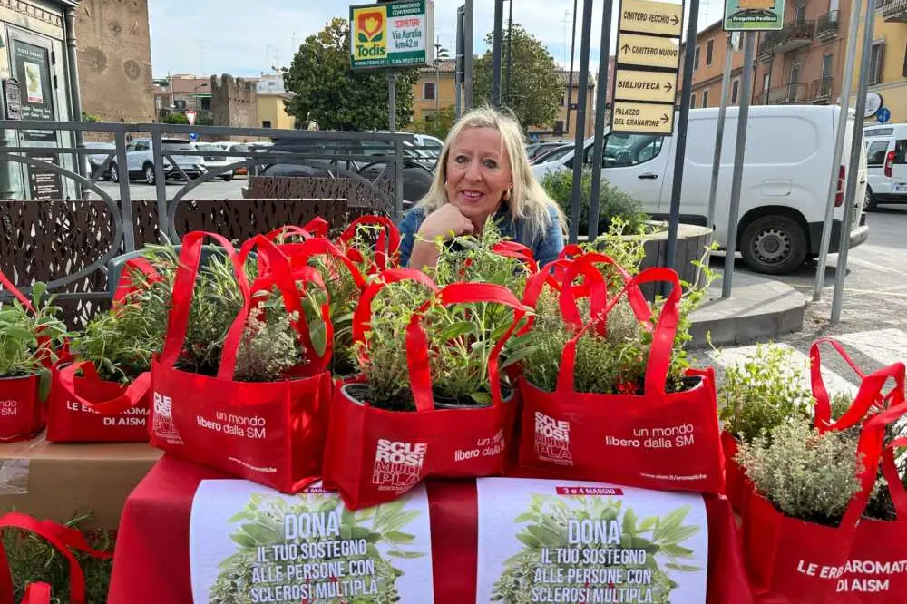 Il Natale di Aism in piazza Moro per la Sclerosi Multipla