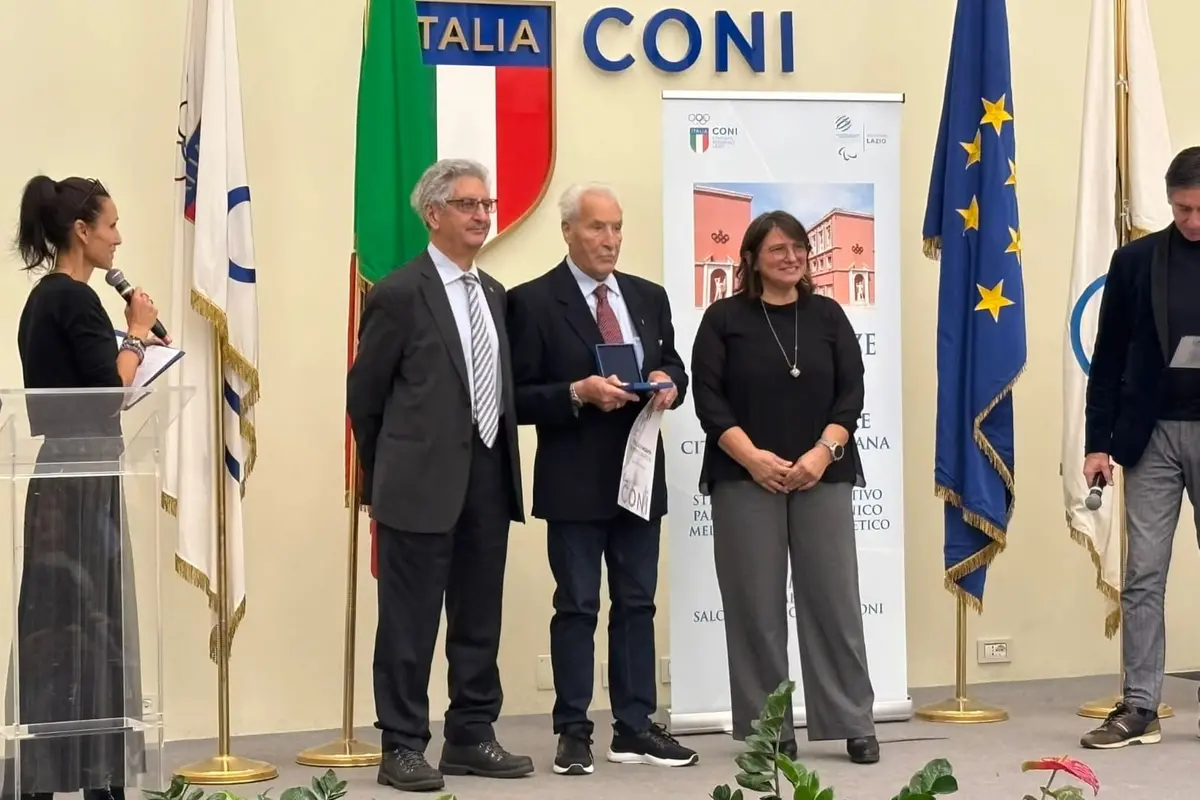 Emozione speciale per Fiorentino: premiato dal Coni con la Stella d’Argento