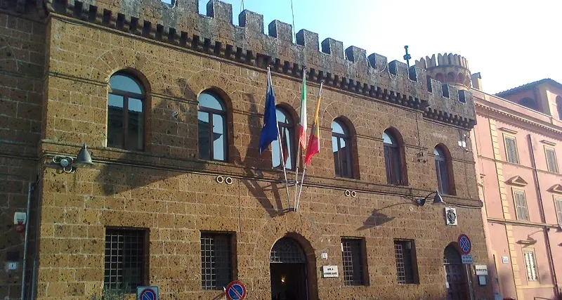 Servizi sociali, più risorse e anche più richieste: nel 2026 gara d’appalto da un milione