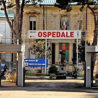 «Gratitudine all’ospedale di Tarquinia per l’eccellente assistenza sanitaria e umana»