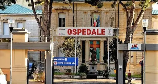 «Gratitudine all’ospedale di Tarquinia per l’eccellente assistenza sanitaria e umana»
