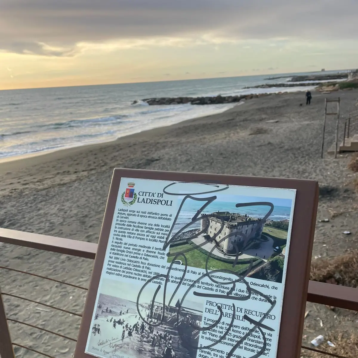 Lungomare, incivili ancora in azione