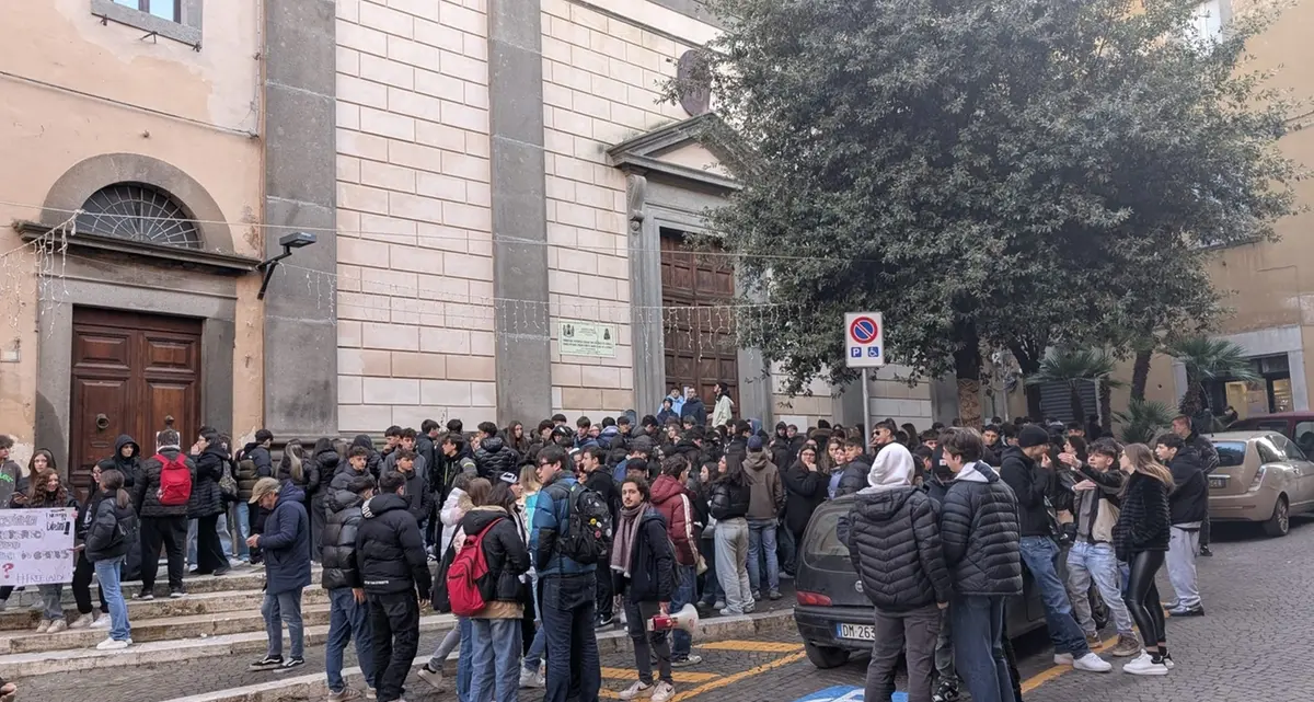 «Grave strumentalizzazione della Rete degli studenti medi»