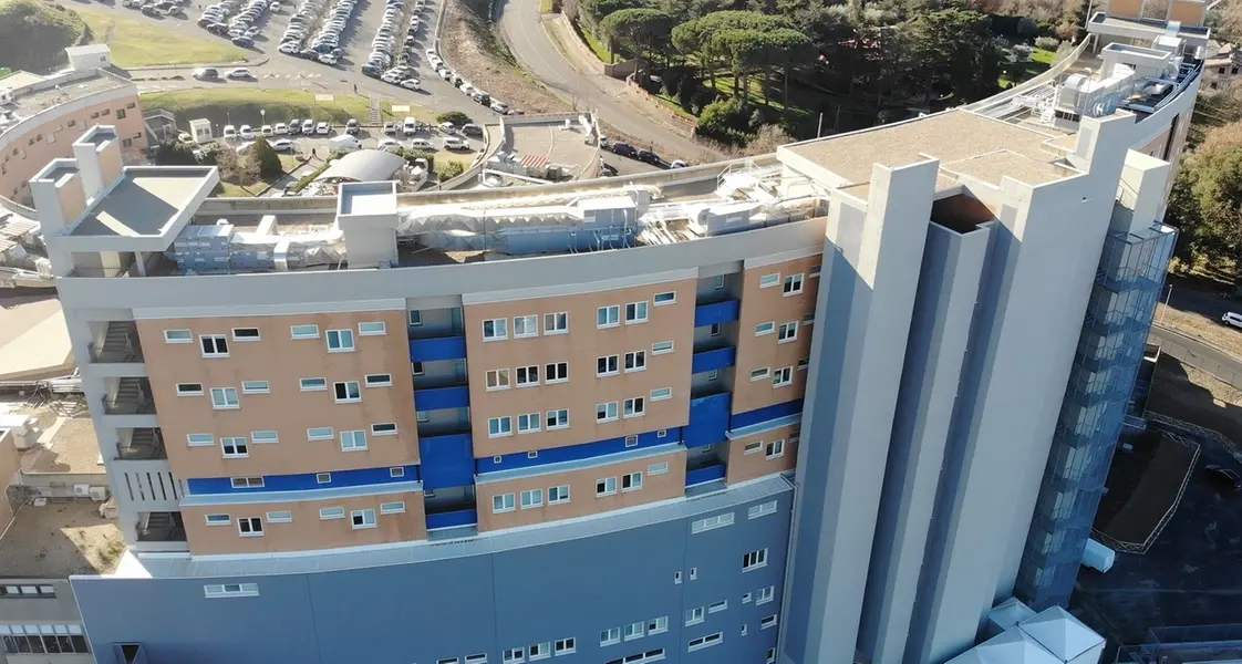 All’ospedale Santa Rosa di Viterbo intervento “salva vista”