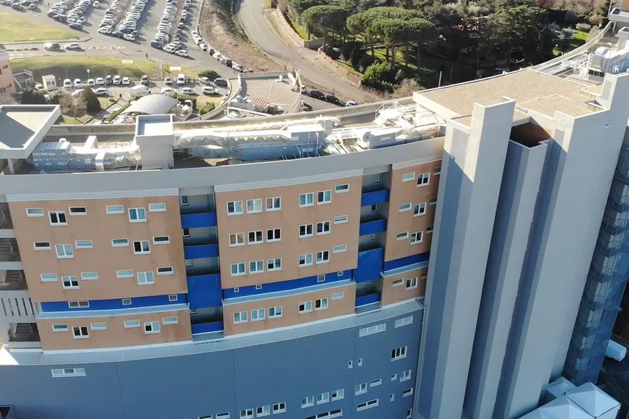 All’ospedale Santa Rosa di Viterbo intervento “salva vista”