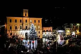 Allumiere accende la magia: un mese di eventi per “Natale nel borgo”