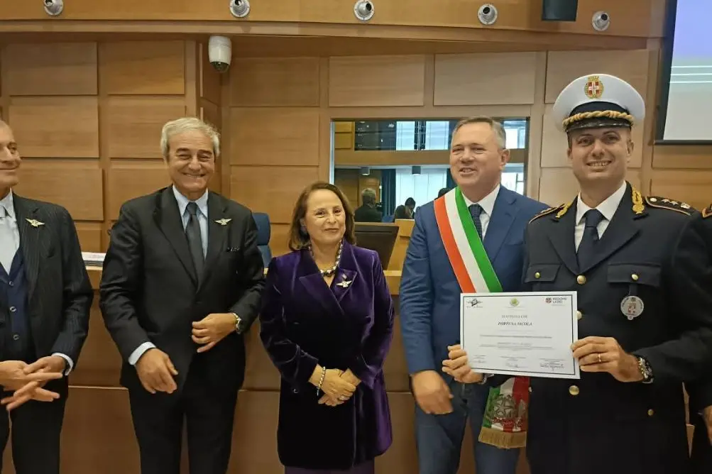 Consegnati gli attestati di abilitazione al volo di droni ai rappresentanti della Polizia locale di Tarquinia