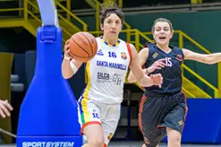 <p>LORENZA SPIRITO NELLA FOTO DI FRANCO DI CLAUDIO</p>\\n