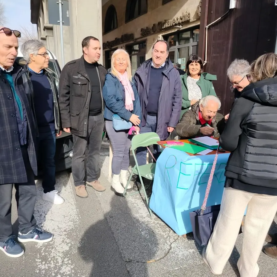 Porta d’Italia, primi banchetti per la raccolta firme