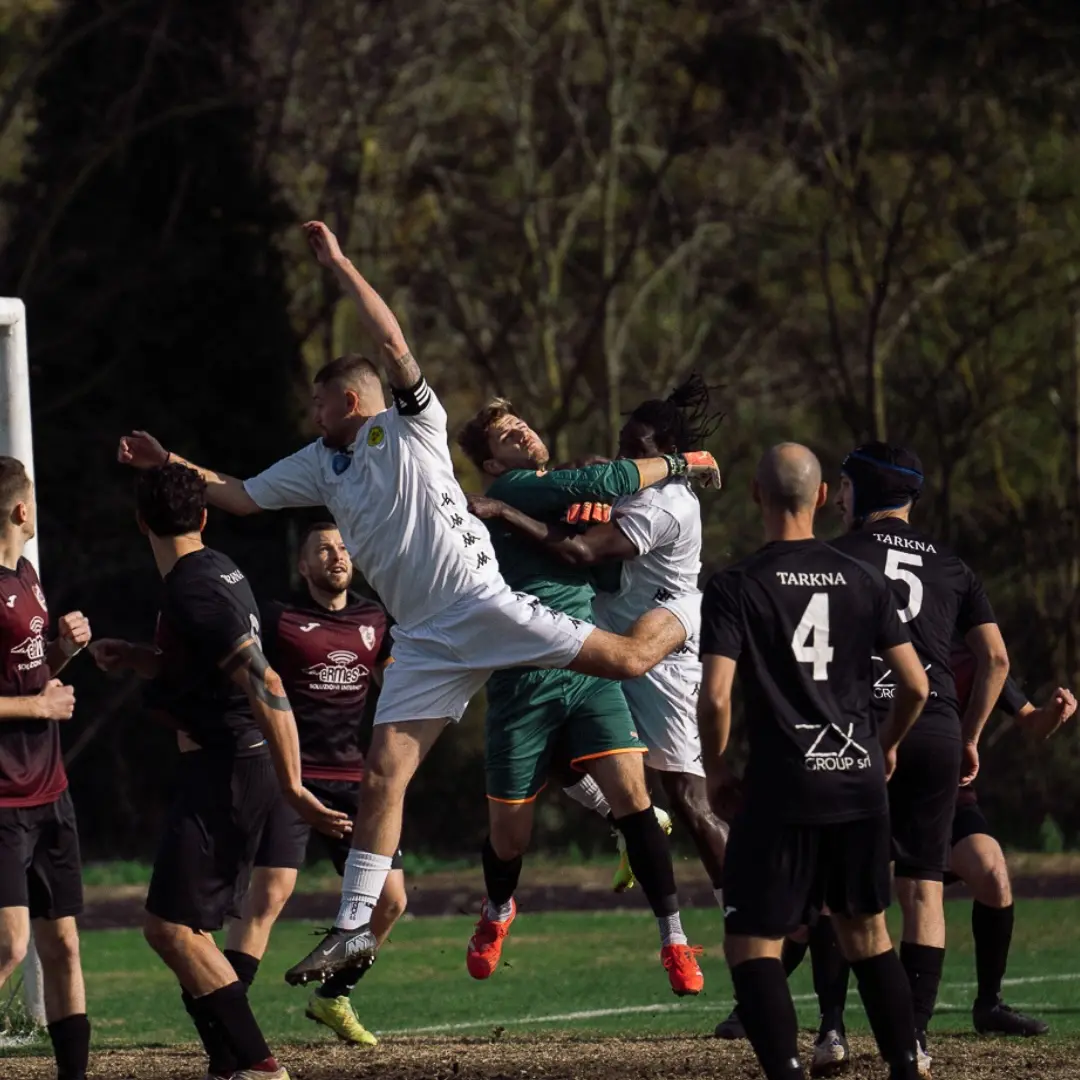 Prima Categoria, Quartiere Campo Oro e Anguillara attuali regine dei gironi A e C a suon di gol