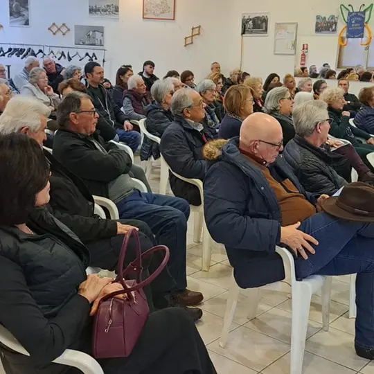 Stop alle truffe, partecipata riunione al centro anziani di Pescia Romana