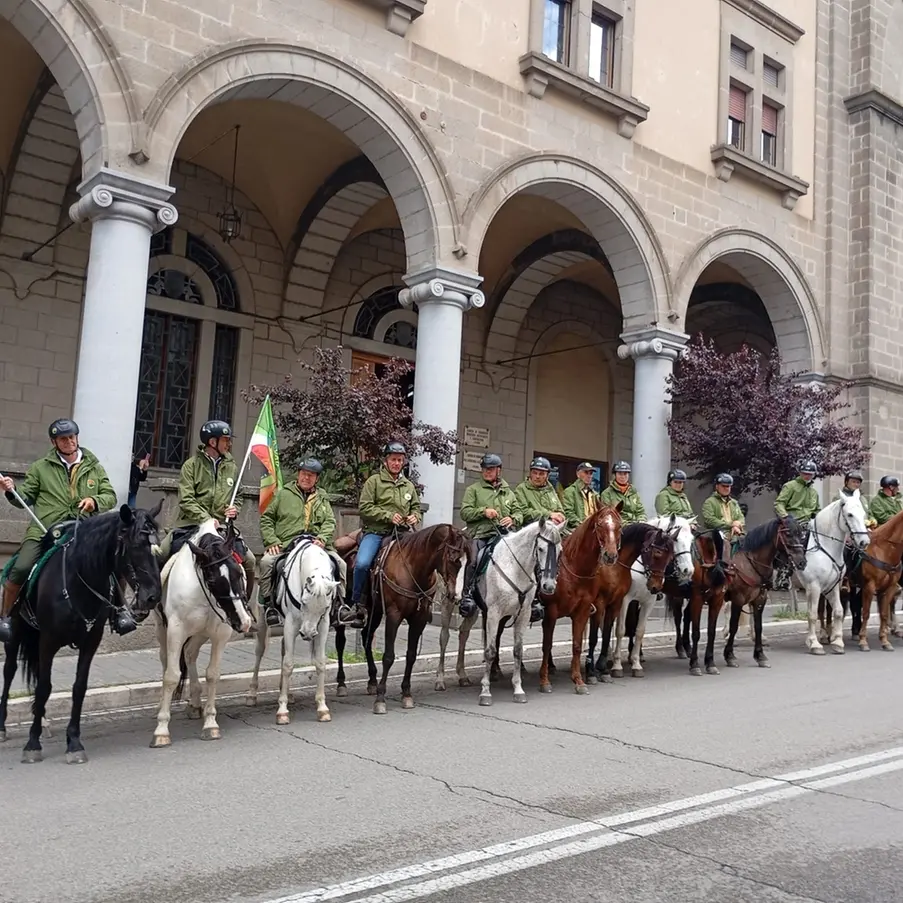 A Viterbo nel pellegrinaggio a cavallo verso Roma