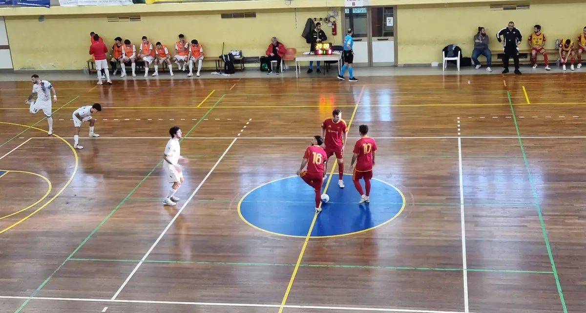 Malta e cazzuola: e la Futsal batte la Roma