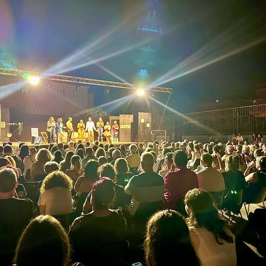 In attesa del Summer Fest, a Ladispoli le cover e gli show teatrali