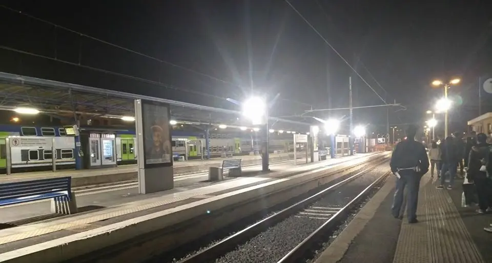 Morto sui binari, la vittima un 38enne. Ipotesi del gesto estremo: due casi in poche ore