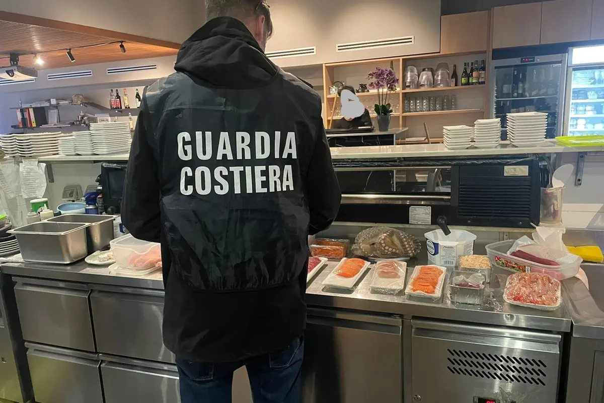Pesce non tracciato: ristorante chiuso