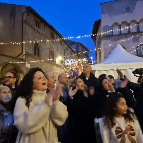 Viterbo: luci e mercatino rivitalizzano il centro