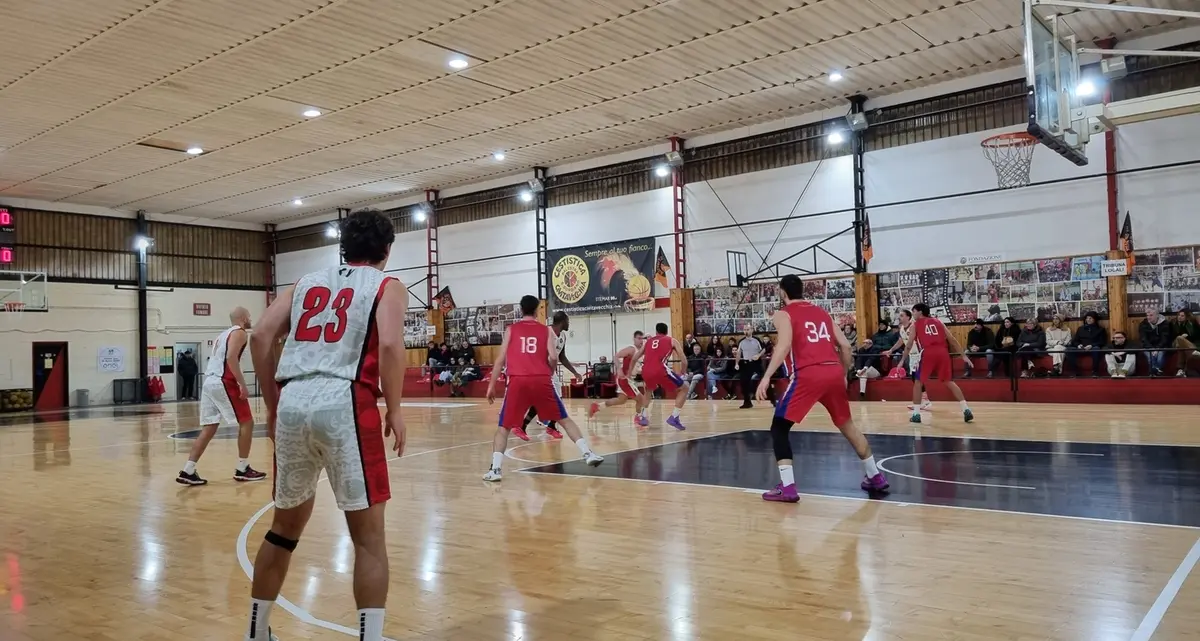 Cestistica: l’ultimo quarto condanna i rossoneri