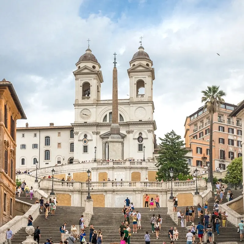 Vivere al ritmo della capitale: lavoro e svago nella Città Eterna
