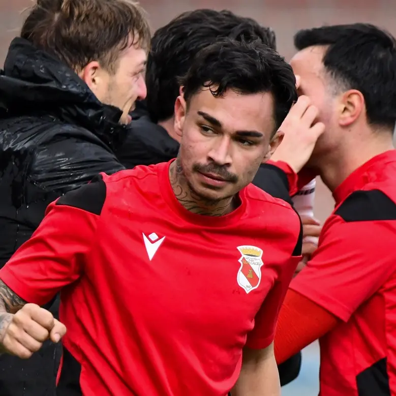 Tolfa a Fiumicino per prendere finalmente il volo