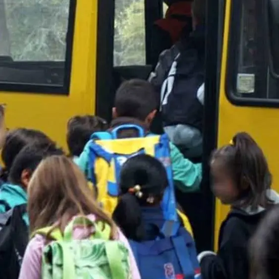 «Scuolabus ad accesso limitato e insegnanti in gita con i mezzi pubblici»